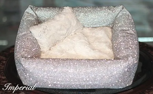 Crystal Collection Luxury Pet Bed in Imperial SIlver